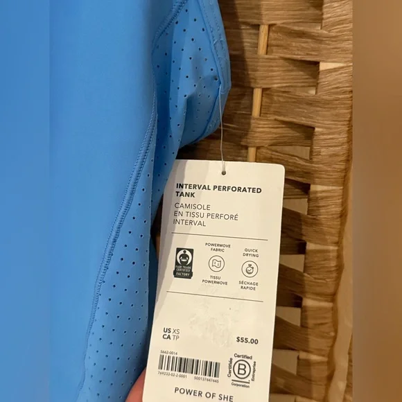 SOLD Athleta | Interval Perforated Tank | Cornflower Blue | Size XS | NWT - Picture 4 of 8